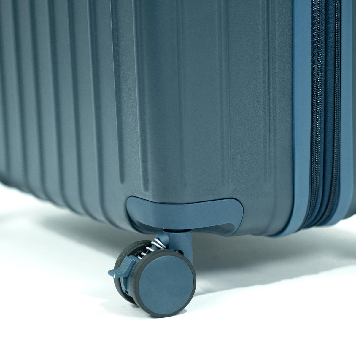 Eco Lite Expandable Checked In Luggage | Large | Blue Grey